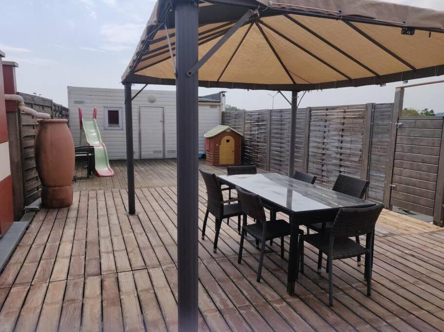 Maison Spacieuse Avec Billard Balneo Piano Talant Ngoại thất bức ảnh